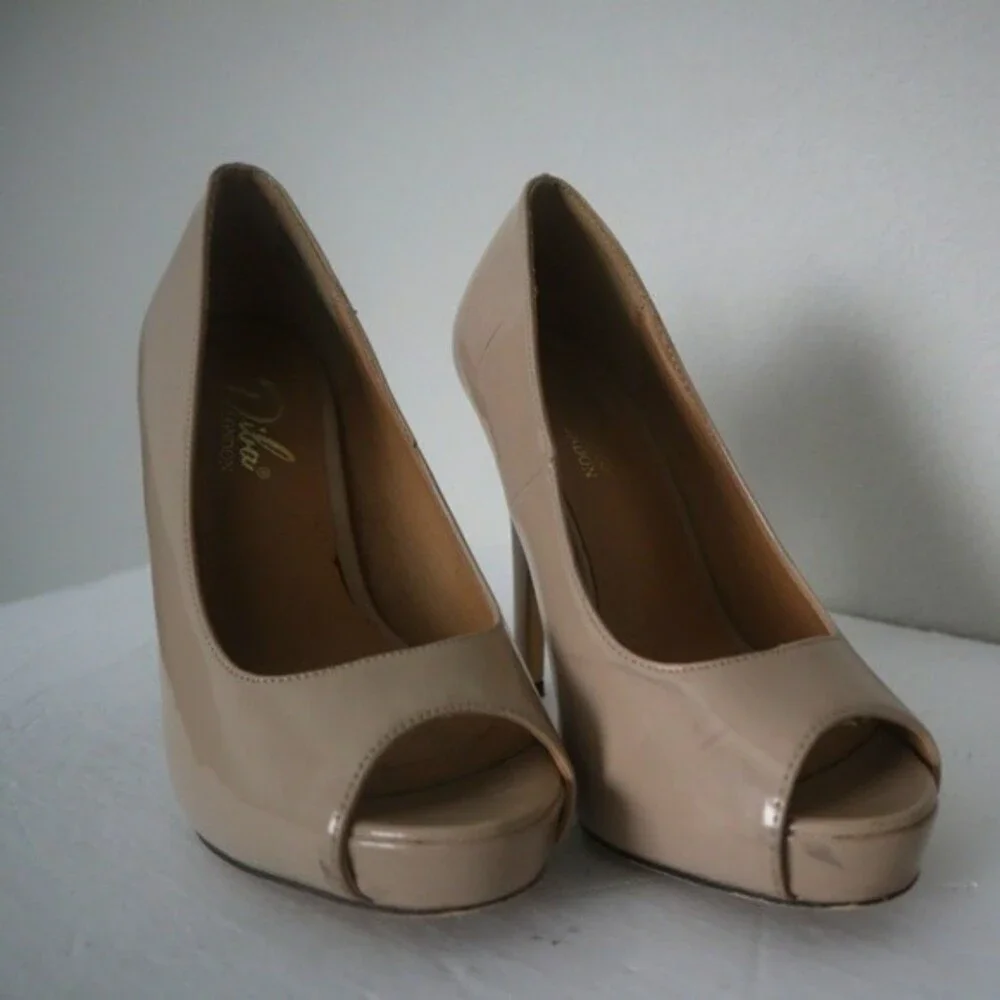 Diba London Open Toe Platform Size 7.5M